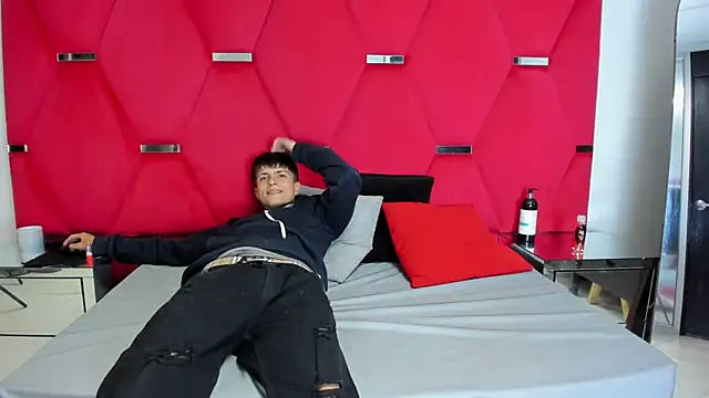 SaxxybunnyAndJayzzy – Naživo XXX chat