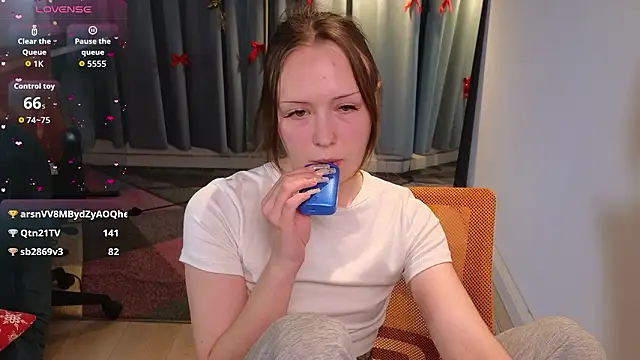 selin_roomdoll – Naživo XXX chat