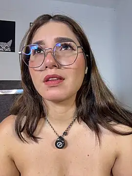 Онлайн чат XXX Anniferreira2