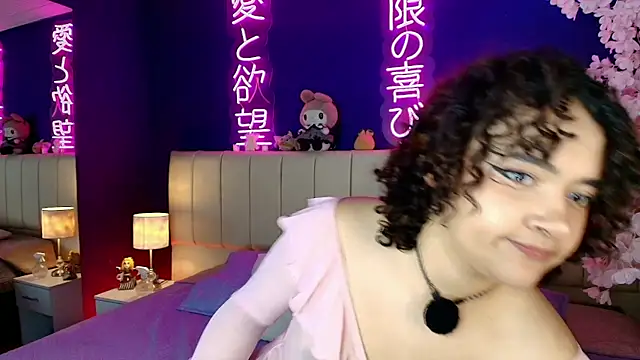 _sarahRose's Live XXX Chat