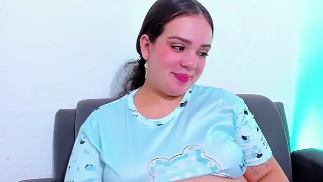 Emely_pregnantt's Live XXX Chat