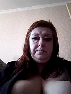 LanaStar345 – Naživo XXX chat