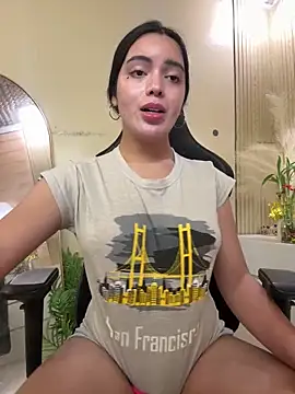 TS-SimplyTheBest Chat XXX live