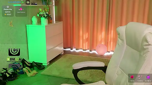 KellyKleine Chat XXX live