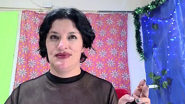 Kimmysander: онлайн-секс-чат