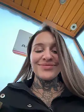 Chat XXX ao vivo de KishaMur