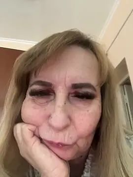 Chat +18 de Irina2909@xh ao vivo