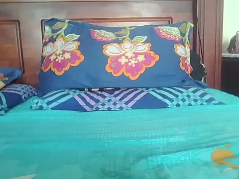 Nuttysub's Live XXX Chat