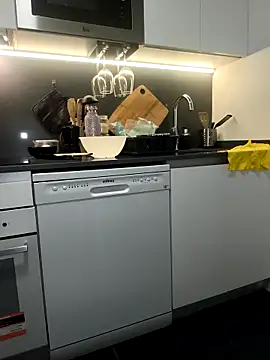 Alyssa_76: διαδικτυακό σόου στην κάμερα