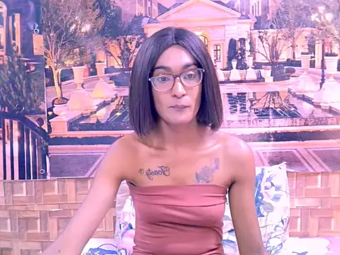 IndianRebel4u2Luv 即時 XXX 聊天