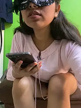 adhya007 即時 XXX 聊天