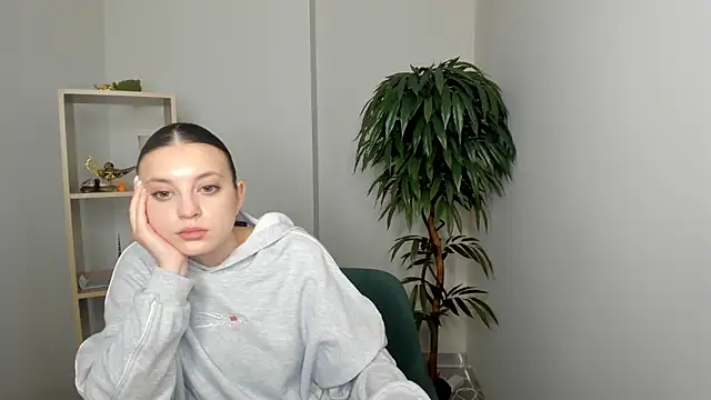 AdelaRowlins 即時 XXX 聊天