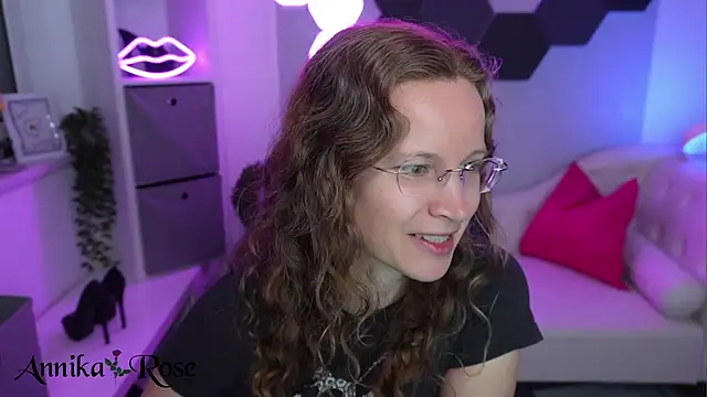 AnnikaRose – Naživo XXX chat