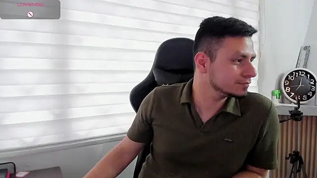 Rick_Adams Chat XXX live