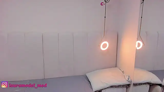 riri_candy's Live XXX Chat