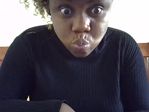 ebonyzoey Chat XXX live