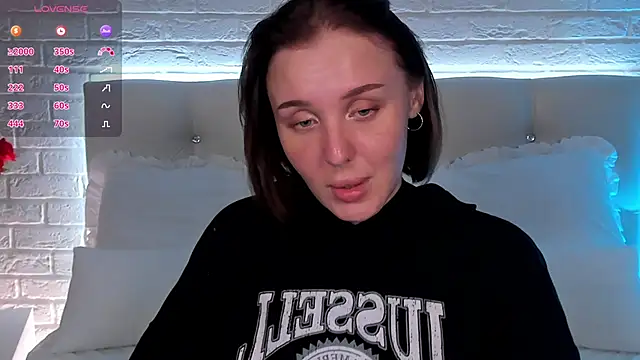 LianaFord élő XXX-chatje