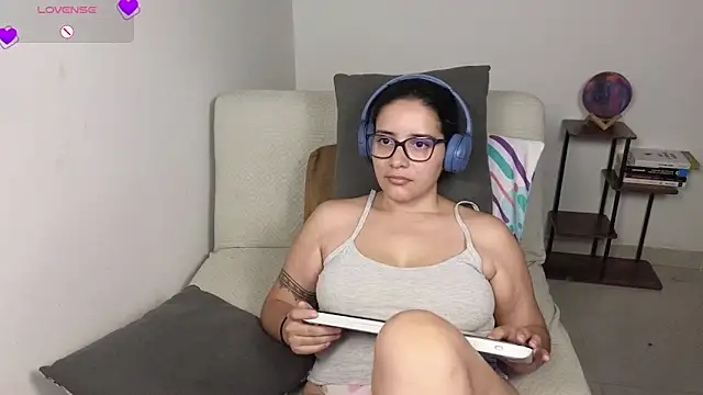 Chat +18 de blue__moon_ ao vivo