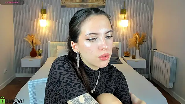 elise_robbie Chat XXX live