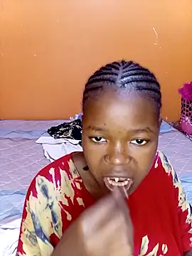 DaisyHarperr 即時 XXX 聊天