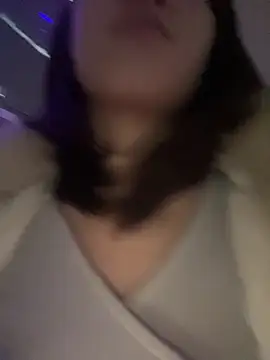 littleqiu Adlı Modelin Canlı XXX Sohbeti