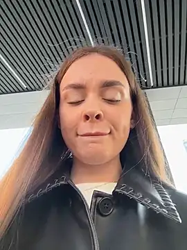 Chat +18 de KristiRich ao vivo