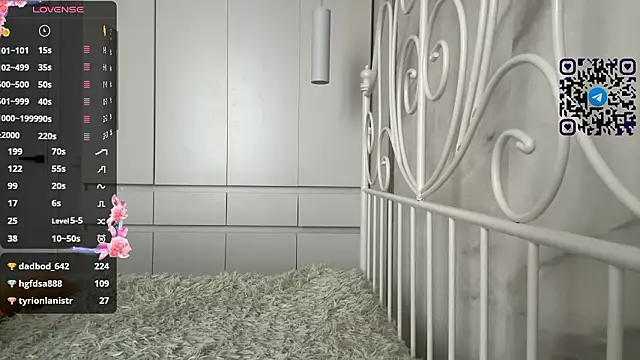 KitCerveny's Live XXX Chat