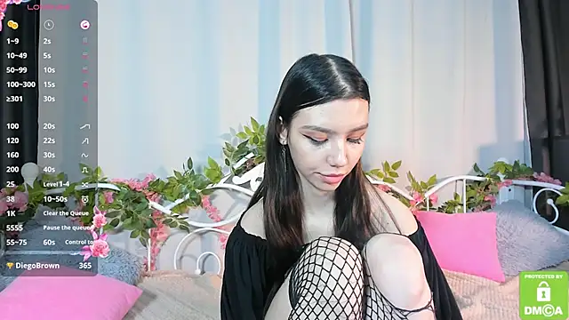 Amelia_skyy live XXX chat