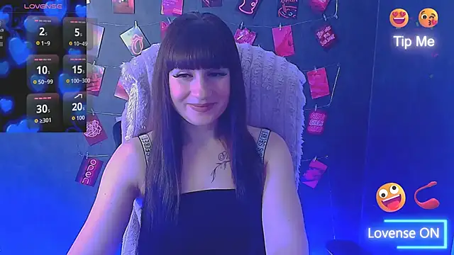 Czat XXX na żywo – Violla_My