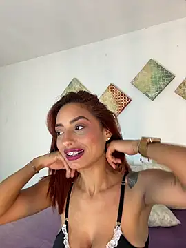 Show modela monnay520 na web-kameri