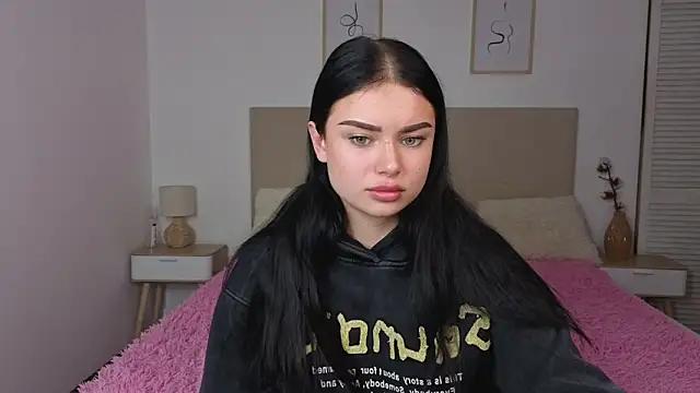 Czat XXX na żywo – Silena_sky