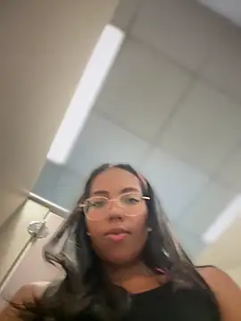 SheenaBrooke's Live XXX Chat