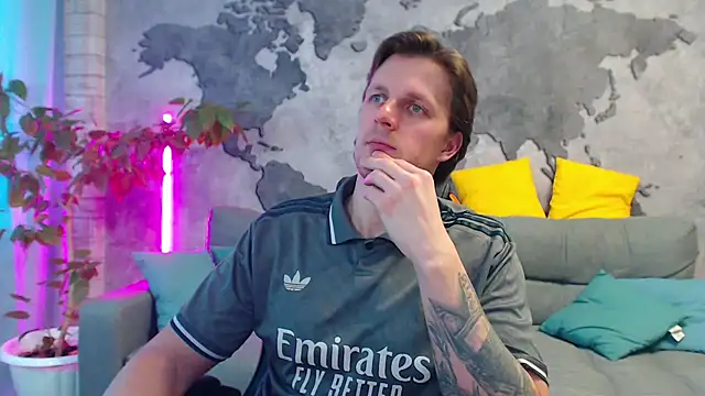 VikingChrisss' Live XXX Chat