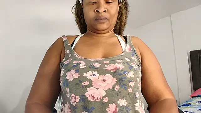 luxy_benet – Live XXX-chat