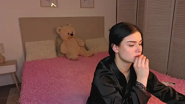 Silena_sky 即時 XXX 聊天