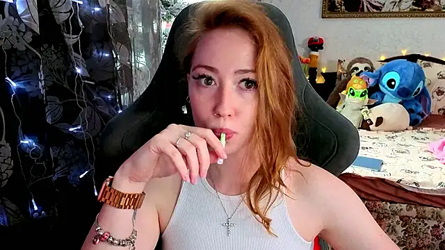 Chat +18 de TinaBrook ao vivo