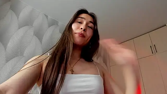 Bambiii_bby লাইভ XXX চ্যাট