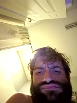 Chat +18 de TrndSettr ao vivo