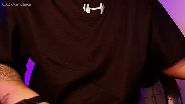 BjornSteel élő XXX-chatje