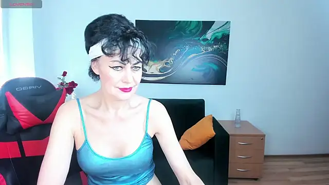 Silvia_Wallec: απευθείας συνομιλία ΧΧΧ