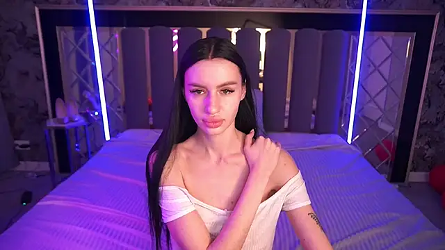 Snow_WhiteeeX 即時 XXX 聊天