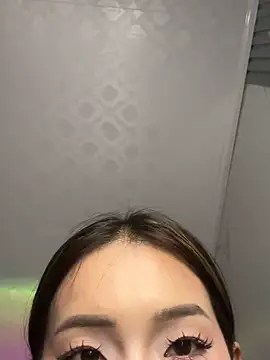 Bambo-sweetie 即時 XXX 聊天