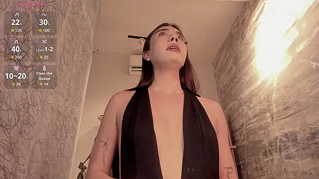 saracaball_ live XXX chat