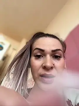 iSelena Obrolan Langsung XXX