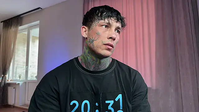 Anubisgods élő XXX-chatje