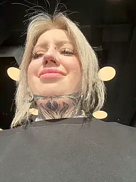 Chiibi 网络视讯表演