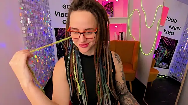 LisaFoxy_y 现场XXX聊天