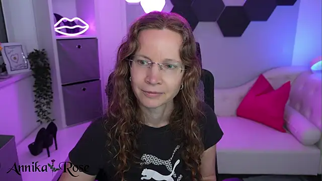 AnnikaRose Chat XXX live