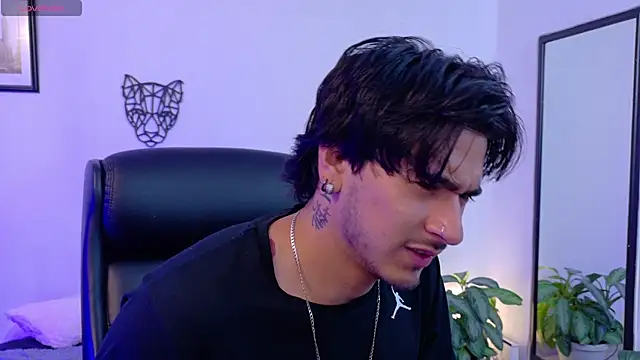 Elian_savoy's Live XXX Chat