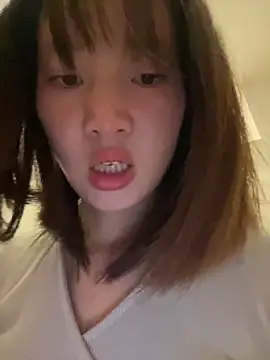 littleqiu Chat XXX in diretta